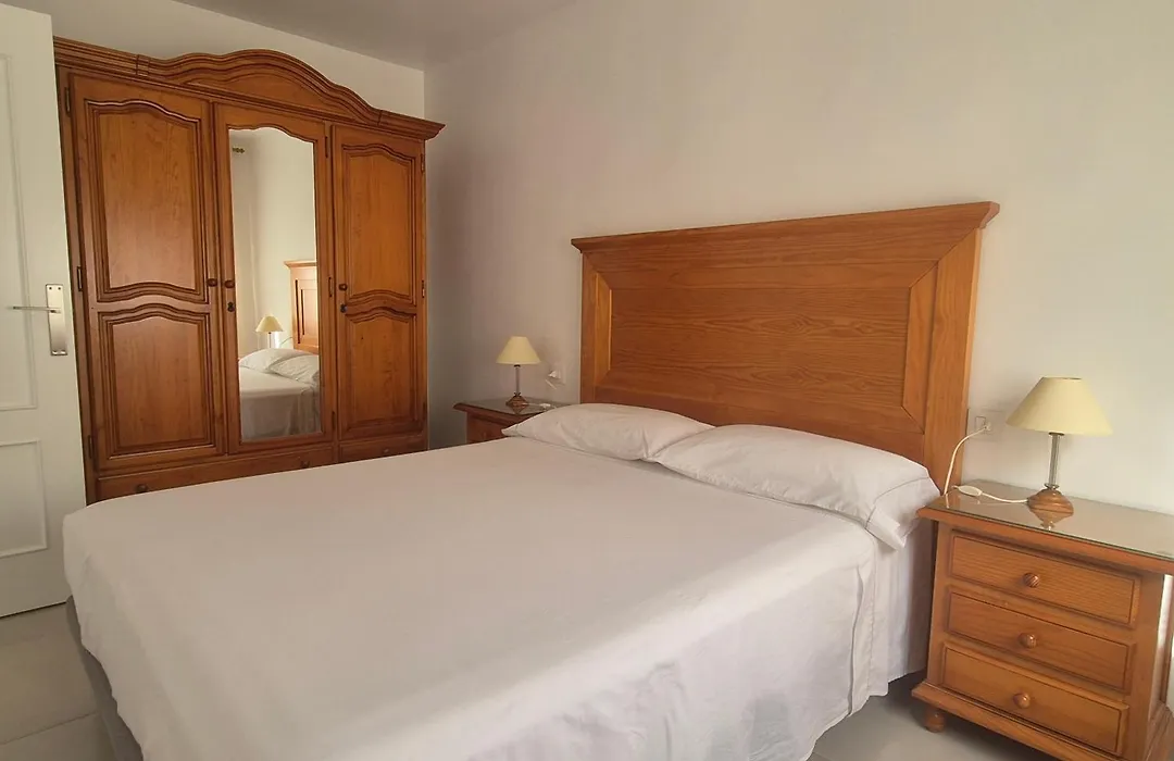 Apartamentos Bajel-1