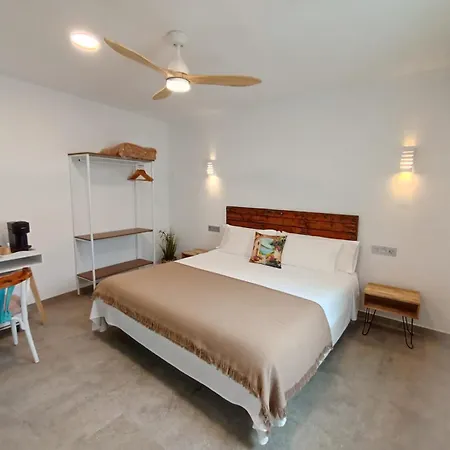 Hostal Aires del Mar-3